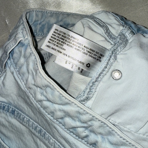 Universal Thread 3” Light Vintage Wash Denim Cutoff Shorts Hi Rise Stretch Sz 26 - Picture 10 of 14